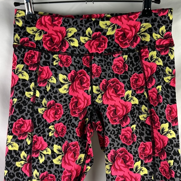 Betsey Johnson Active Capri Legging Sz:S - Picture 4 of 9